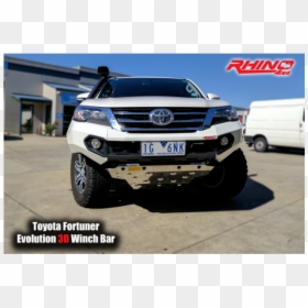 Toyota Fortuner Bull Bar, HD Png Download - toyota fortuner png