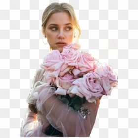 #lili #lilireinhart #beronica #bughead #riverdale #bety - Lili Reinhart With Roses, HD Png Download - riverdale png