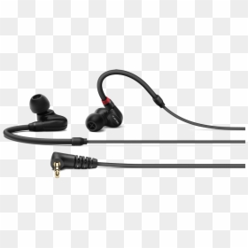 Sennheiser Ie 40 Pro Black Earphones - Sennheiser Ie 40 Pro M, HD Png Download - dj girl headphones png