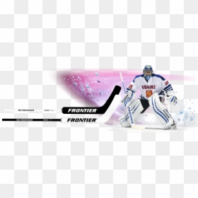 Atte Engren With Frontier 9985g Classic Stick - College Ice Hockey, HD Png Download - hockey ball png