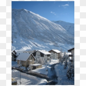 Beautiful Familiy Home Near Skislopes - Snow, HD Png Download - snow hill png