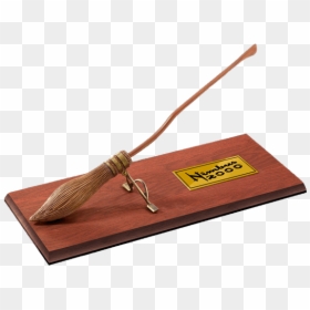 Nimbus 2000, HD Png Download - lil broomstick png