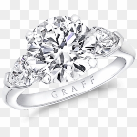 A Graff Round Brilliant Cut Diamond Promise Engagement - Graff Round Diamond Ring, HD Png Download - ring girl png