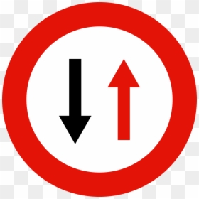 Priority For Oncoming Traffic, HD Png Download - direction sign png