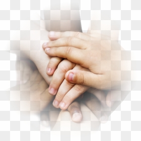 Importance Of Playing Together - Demain Est À Nous Film, HD Png Download - kids holding hands png