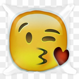 Face Throwing A Kiss - Emoji Sticker, HD Png Download - emoji faces png