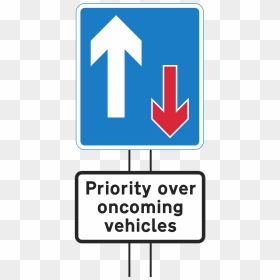 Priority Driving Sign, HD Png Download - png arrows