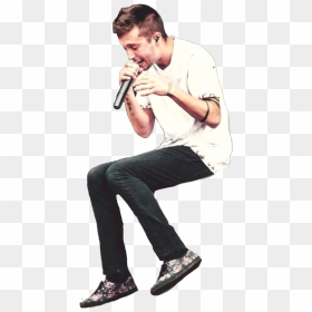 Tyler Joseph Transparent - Tyler Joseph Sitting On Piano, HD Png Download - tyler joseph png