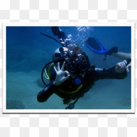 Scuba Dive In Island, HD Png Download - scuba diver png