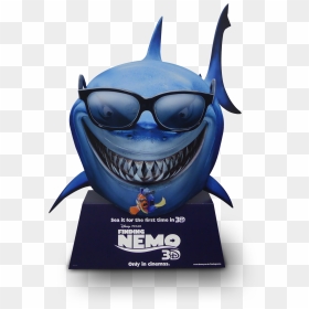 3/4 Front View The Body Of The Great White Shark Is - Finding Nemo Poster 2003, HD Png Download - finding nemo png