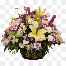 Wicker Basket Mixed Flower Small - Bouquet, HD Png Download - flower basket png