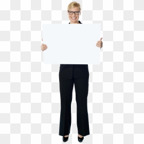 Transparent Girl Holding Sign Clipart - Portable Network Graphics, HD Png Download - girl standing png