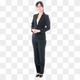 A Business Woman Smiling - Tuxedo, HD Png Download - business woman standing png