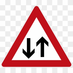 Two Way Traffic - Cattle Road Sign, HD Png Download - traffic png