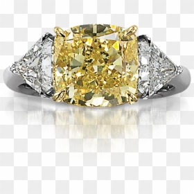 Yellow Diamond Ring L Cora International Llc Diamantes, - Pre-engagement Ring, HD Png Download - yellow diamond png