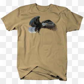 American Eagle Flying Patriotic Freedom Custom Tshirt - T-shirt, HD Png Download - eagle flying png