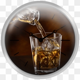 Whisky Being Poured In A Tumbler Close Up - Whisky, HD Png Download - rusty nail png