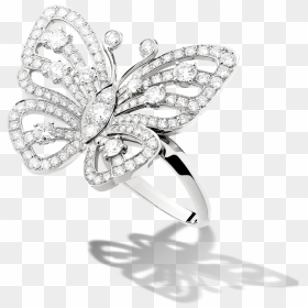 The Flying Butterfly Collection, With Its Distinctive - Mariah Carey Ring Butterfly, HD Png Download - flying butterfly png