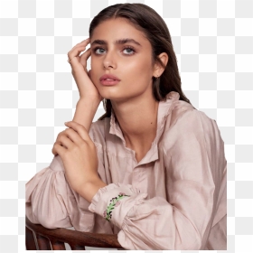 Taylor Hill, Model, And Girl Image - Taylor Hill Messy Bun, HD Png Download - taylor hill png